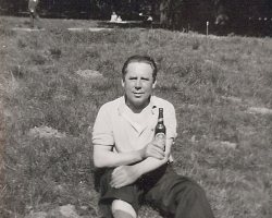 Aksel, Ritas mand